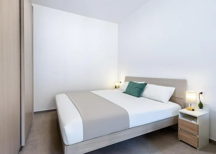 Apartment Charming Gioberti, 5 Min Pnuova *