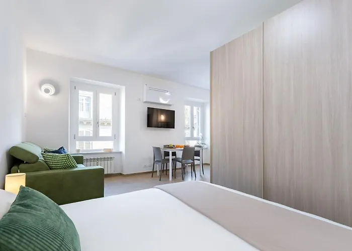 Charming Gioberti, 5 Min Pnuova Apartment Turin